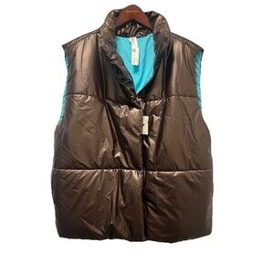 NEW Fabletics Oversized Puffer Vest Size M Cacao/Aqua Beach